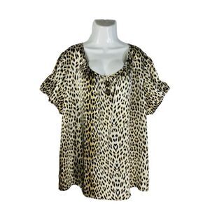 Cato Plus Size 26/28W Leopard Print Blouse Short Sleeve Button Scoop Neck Top